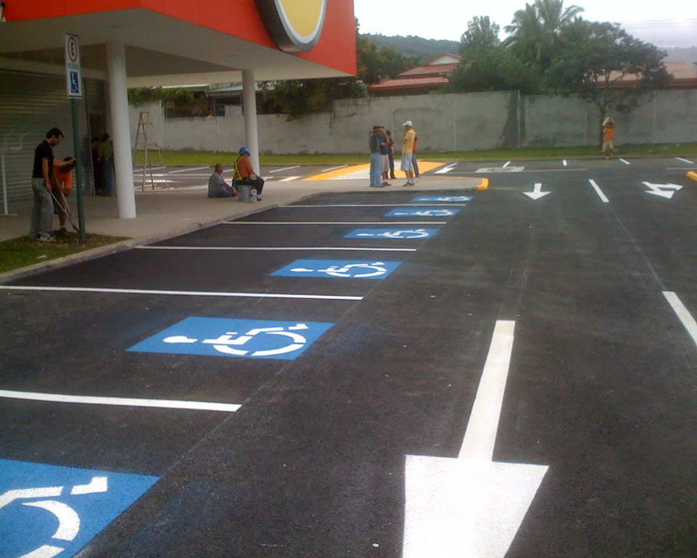 Pintura estacionamientos